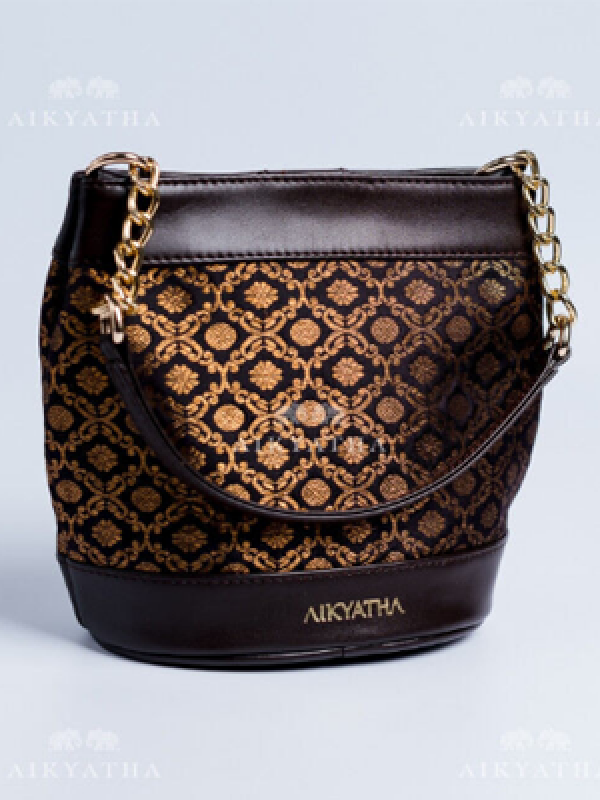 Aikyatha Black Kanjivaram Potli - 0033N600191051