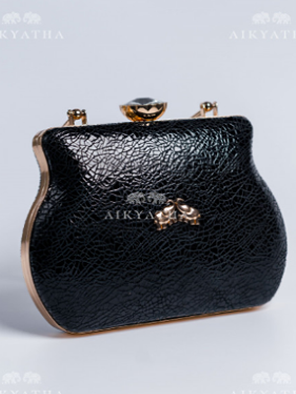 Aikyatha Black Leather Clutch - 0033N600190022