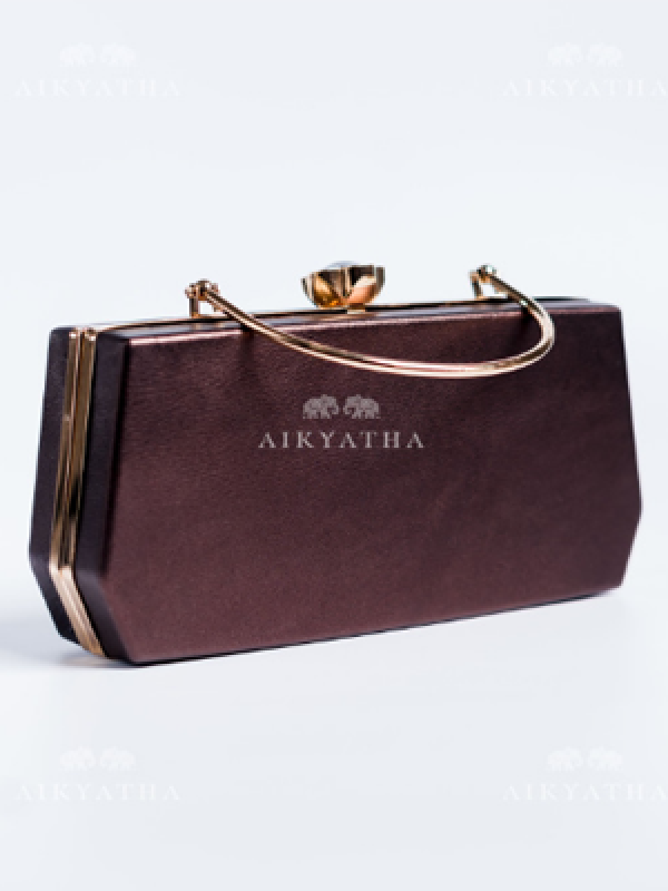 Aikyatha Brown Leather Clutch - 0033N600190015