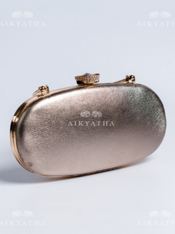 Aikyatha Gold Leather Clutch - 0033N600190030