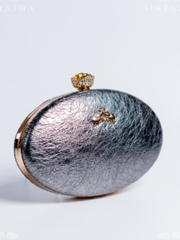 Aikyatha Grey Leather Clutch - 0033N600190050