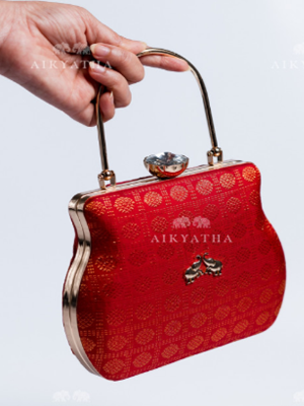 Aikyatha Kanjivaram Red Clutch - 0033N600190134