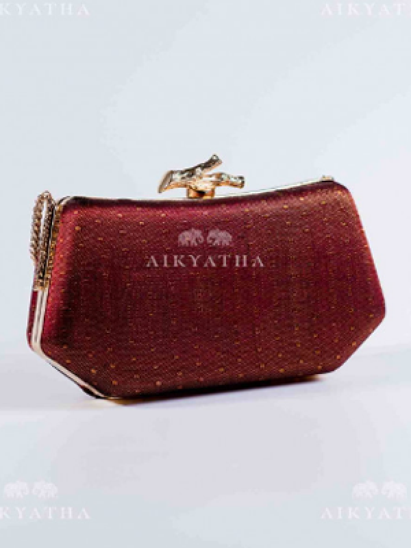 Aikyatha Maroon Kanjivaram Clutch - 0033N600190108