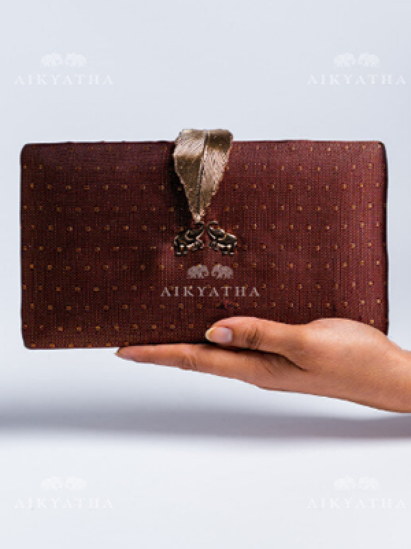 Aikyatha Maroon Kanjivaram Clutch - 0033N600228051