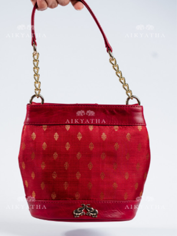 Aikyatha Maroon Kanjivaram Potli - 0033N600191079