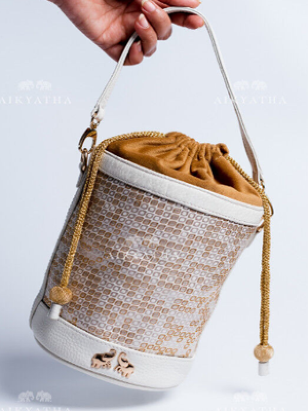 Aikyatha Off - white Banarasi Potli - 0033N600191012