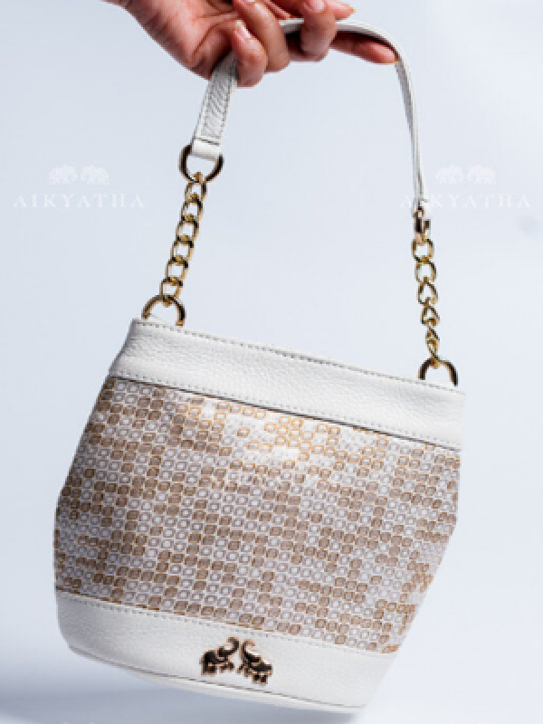 Aikyatha Off - white Banarasi Potli - 0033N600191067