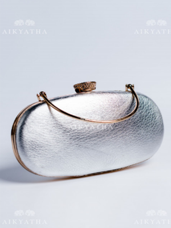 Aikyatha Silver Leather Clutch - 0033N600190026