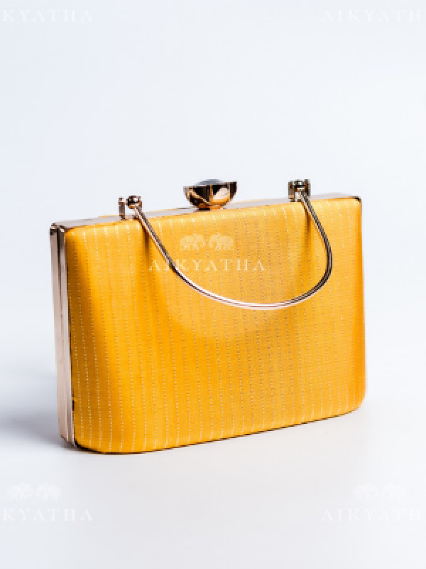 Aikyatha Yellow Kanjivaram Clutch - 0033N600328012