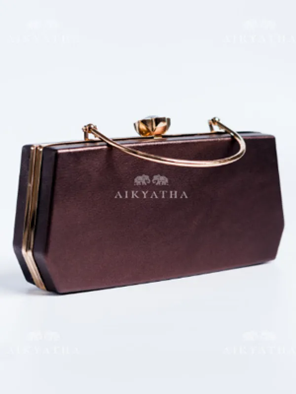 Aikyatha Brown Leather Clutch - 0033N600190015
