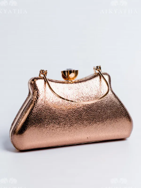 Aikyatha Gold Copper Leather Clutch - 0033N600190031