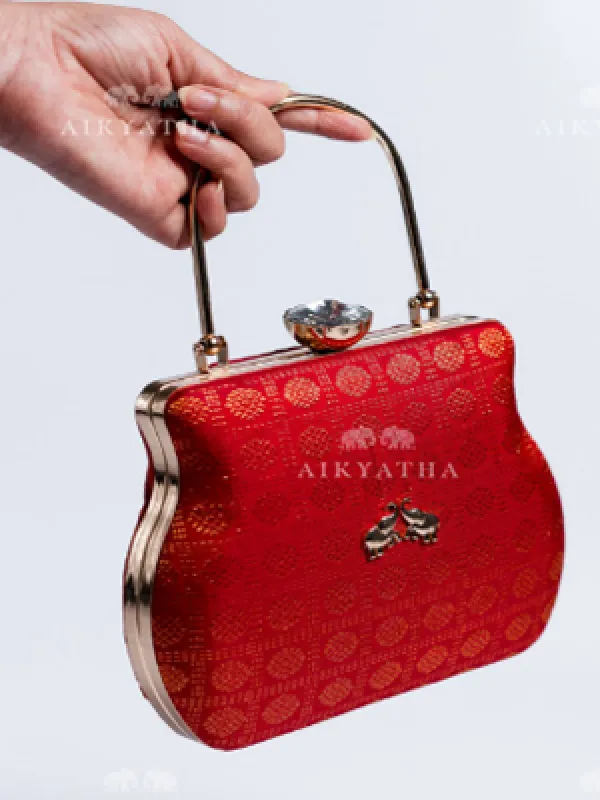Aikyatha Kanjivaram Red Clutch - 0033N600190134