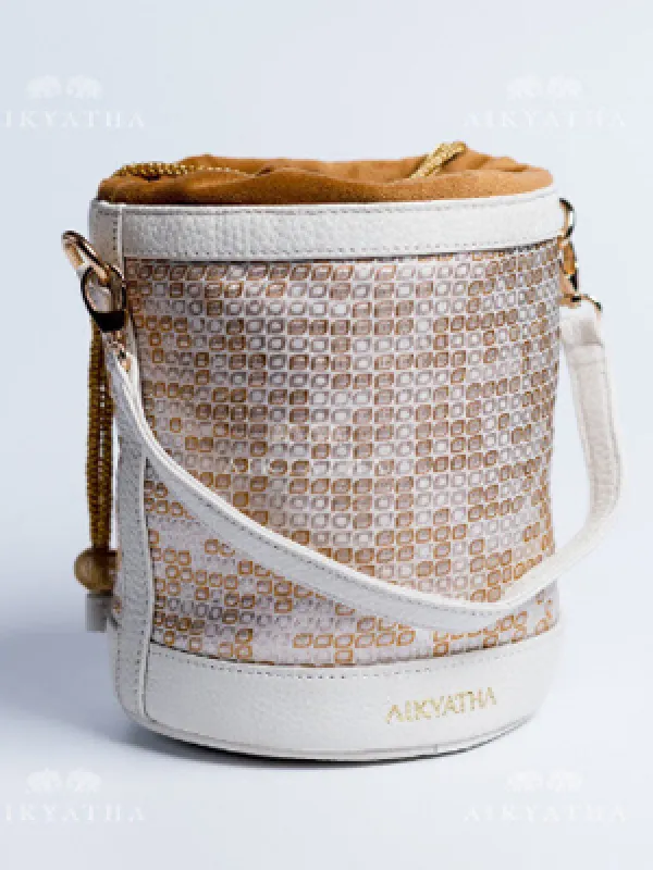 Aikyatha Off - white Banarasi Potli - 0033N600191012