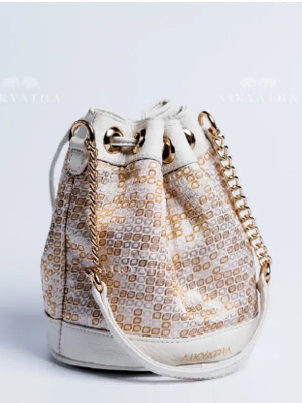 Aikyatha Off - White Banarasi Potli - 0033N600228007