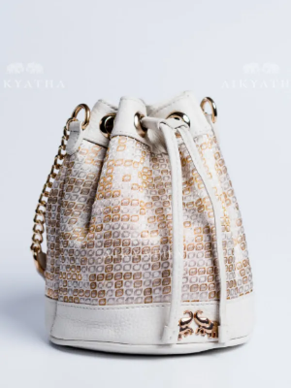 Aikyatha Off - White Banarasi Potli - 0033N600228007