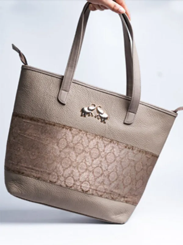 Aikyatha Silk Grey Tote - 0033N600313051