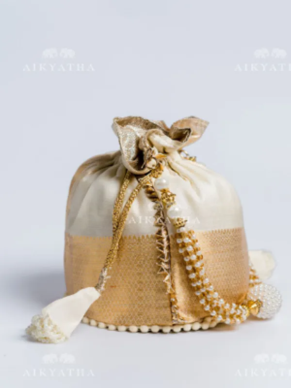Aikyatha White and Gold Silk Potli - 0029N600543005