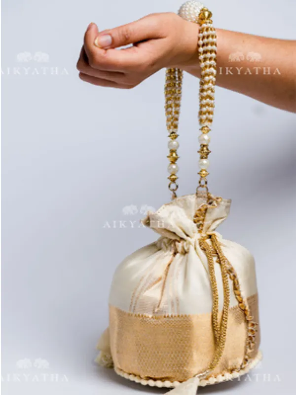 Aikyatha White and Gold Silk Potli - 0029N600543005